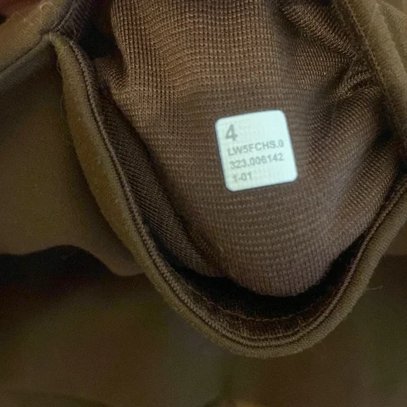 Lululemon mini flares - Picture 3 of 3